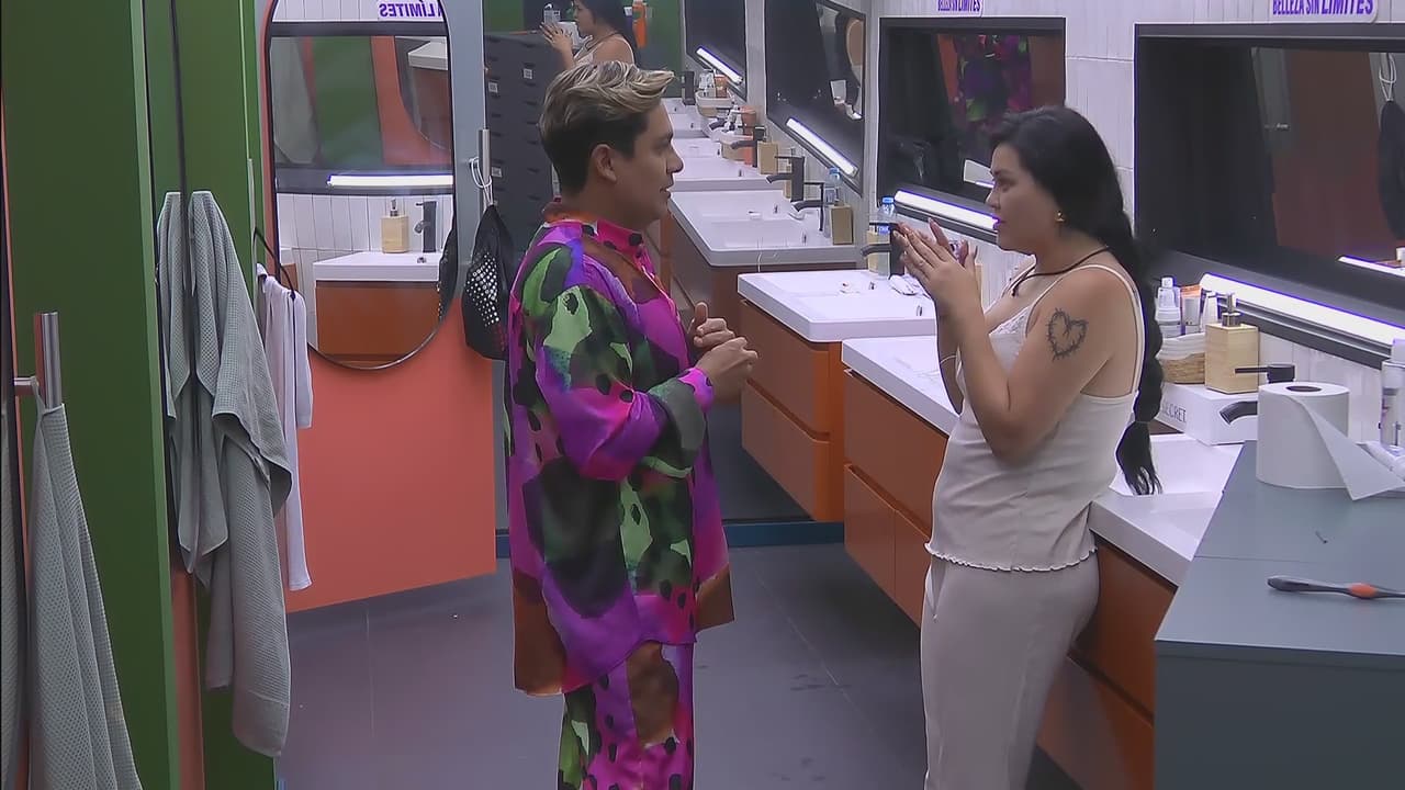 Gomita habla con Ricardo Peralta sobre dos habitantes de 'La Casa de los Famosos México'