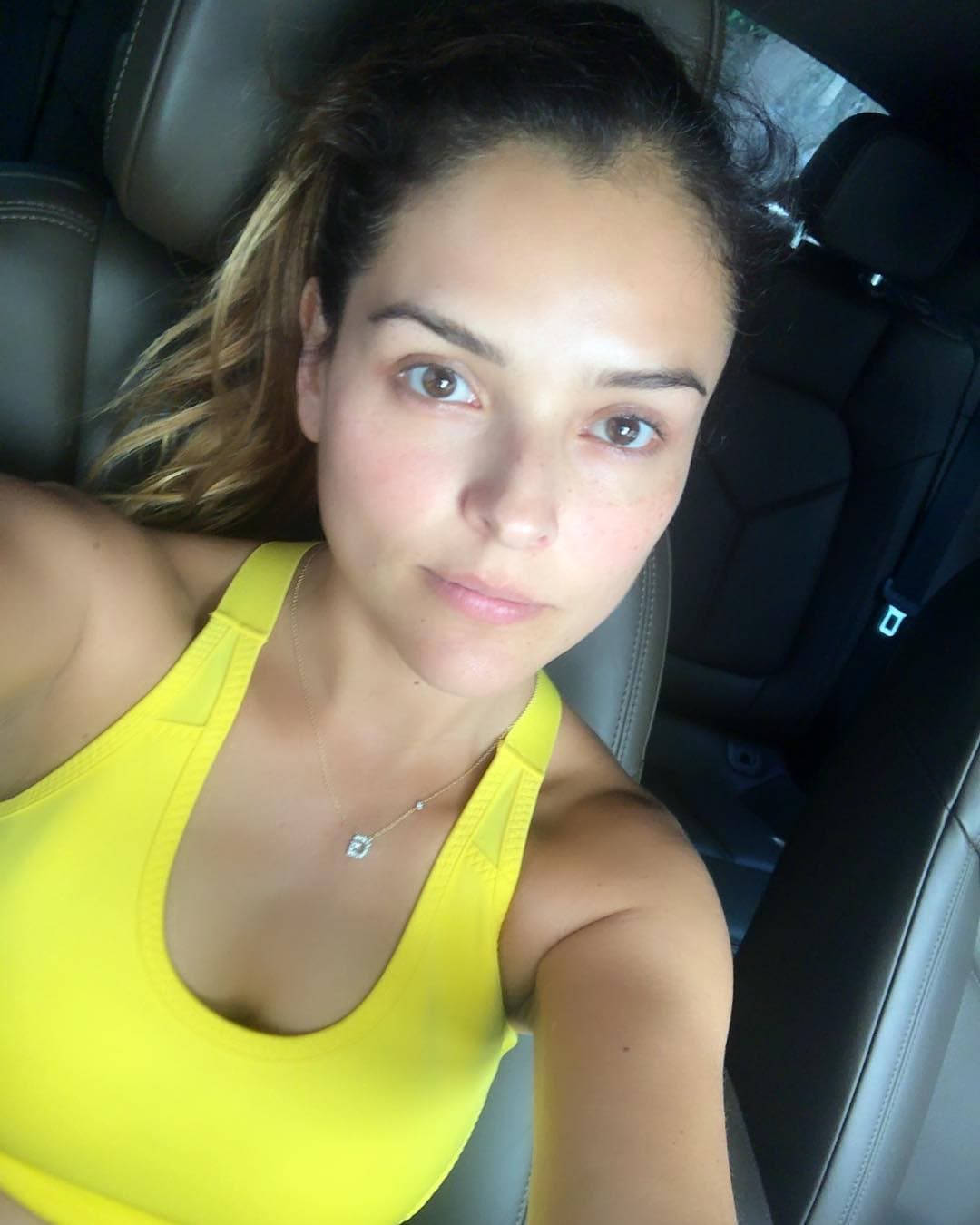 La actriz Grettell Valdez posó sin pudor al natural