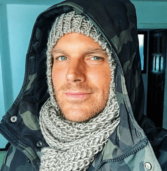 Por su parte, el actor también suele compartir vistazos de su relación con la actriz de 34 años en sus redes sociales, en donde ha revelado el gran amor que siente por ella, y a quien llama "el amor de su vida".