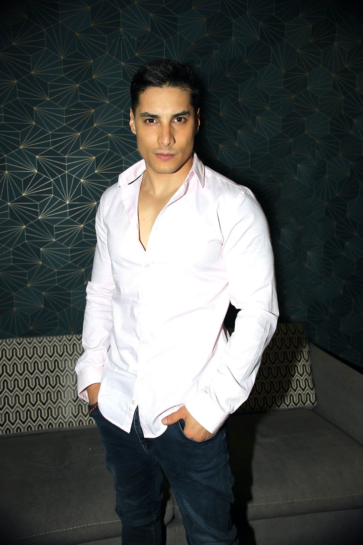 Acusan a Alex Perea de violencia; el actor se defiende