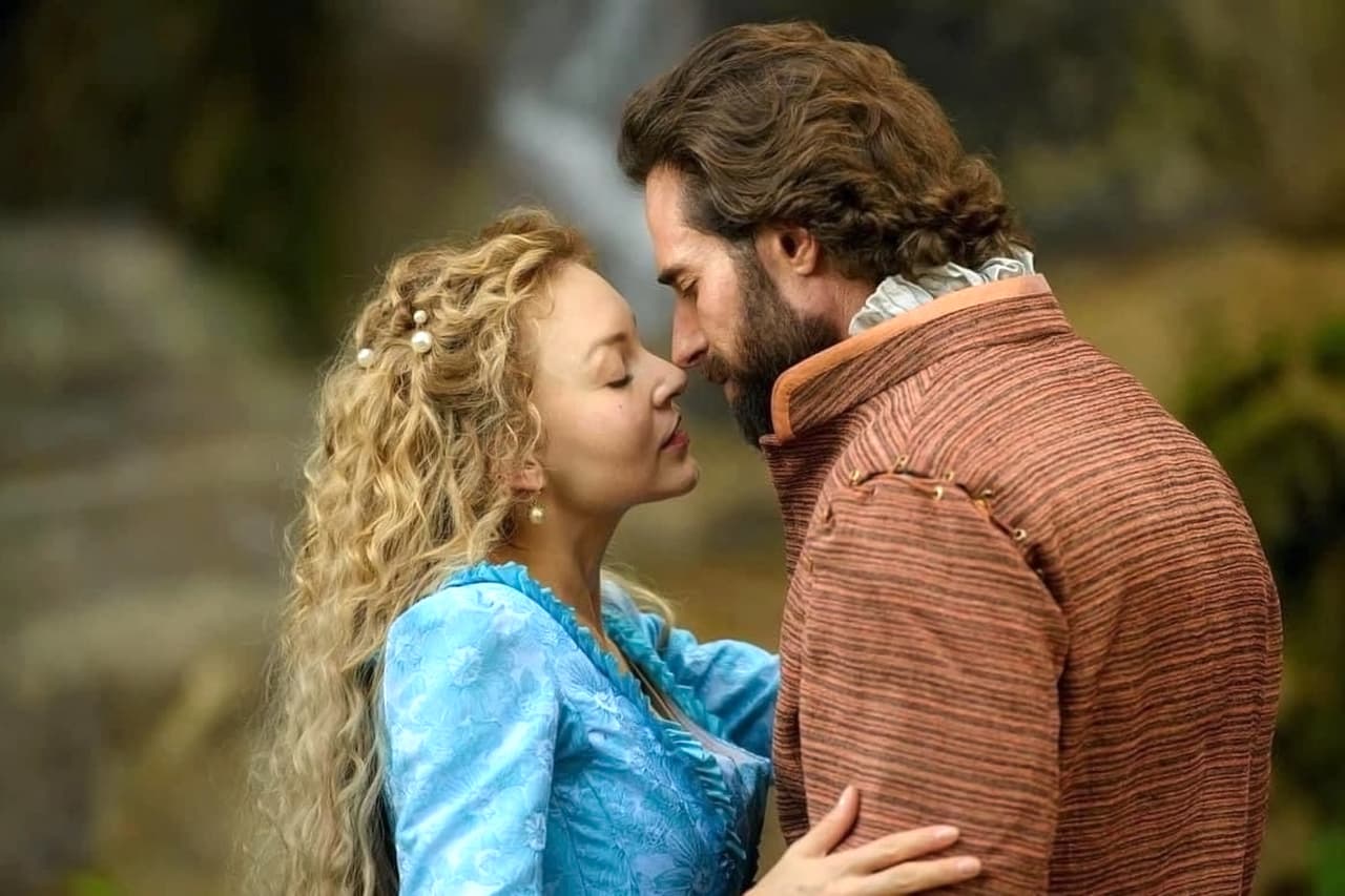 Angelique Boyer y Sebastián Rulli en 'El extraño retorno de Diana Salazar'