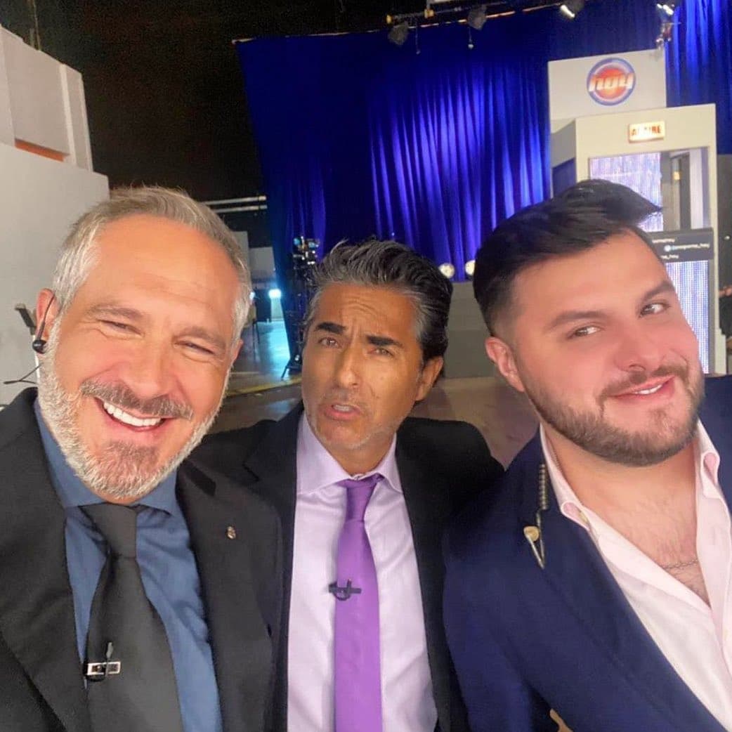 Paul Stanley se burla de Arath de la Torre y lo compara con conductora de Hoy