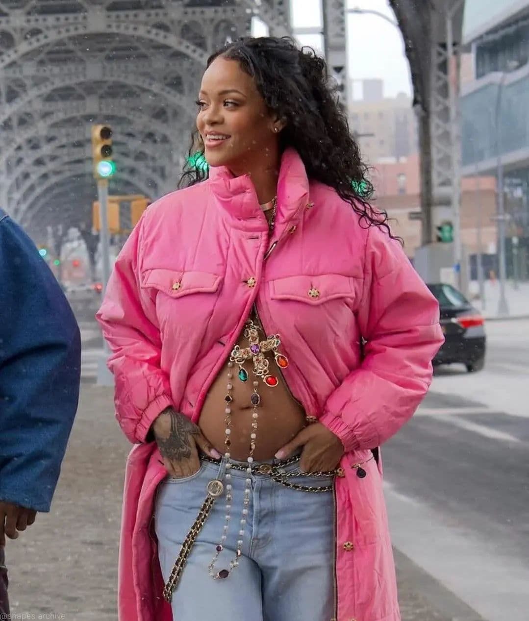 Rihanna y otros looks de maternidad que nos han cautivado