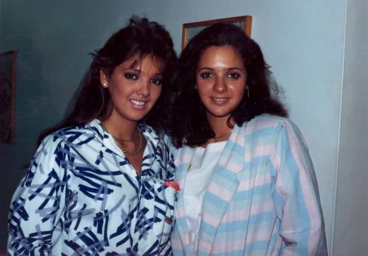 El gran parecido físico entre las hermanas Noriega es tanto, que en diversas ocasiones los fieles admiradores de la protagonista de telenovelas les cuestionaron si eran gemelas.