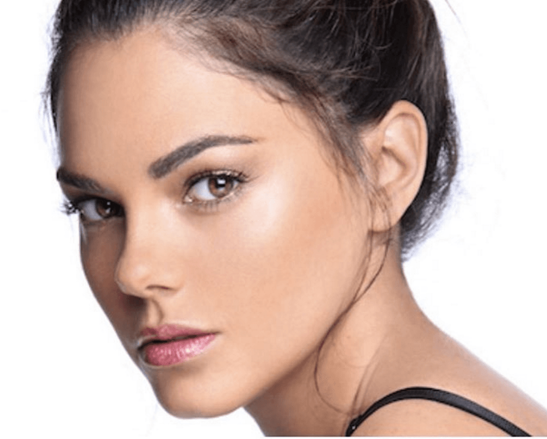 La actriz Livia Brito también nos reveló si es verdad que se siente una mujer sexy