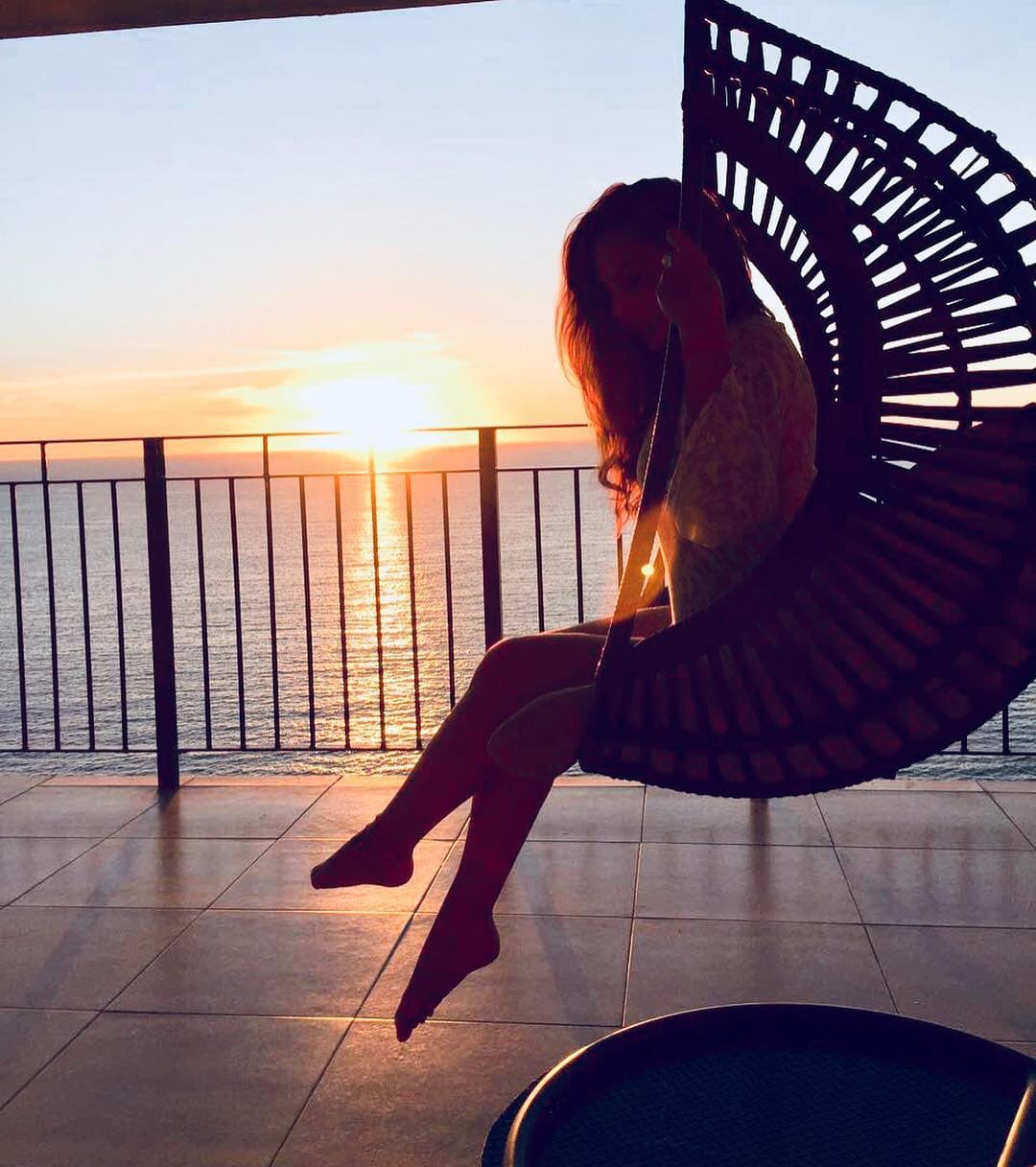 Muy pocas veces, Marjorie de Sousa presume su cuerpo en bikini y aquí están las foto más candentes de la actriz