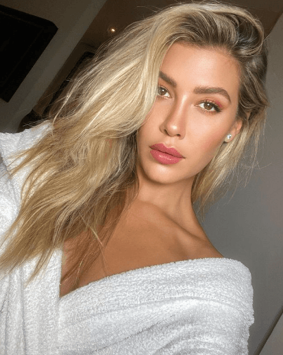 Michelle Salas