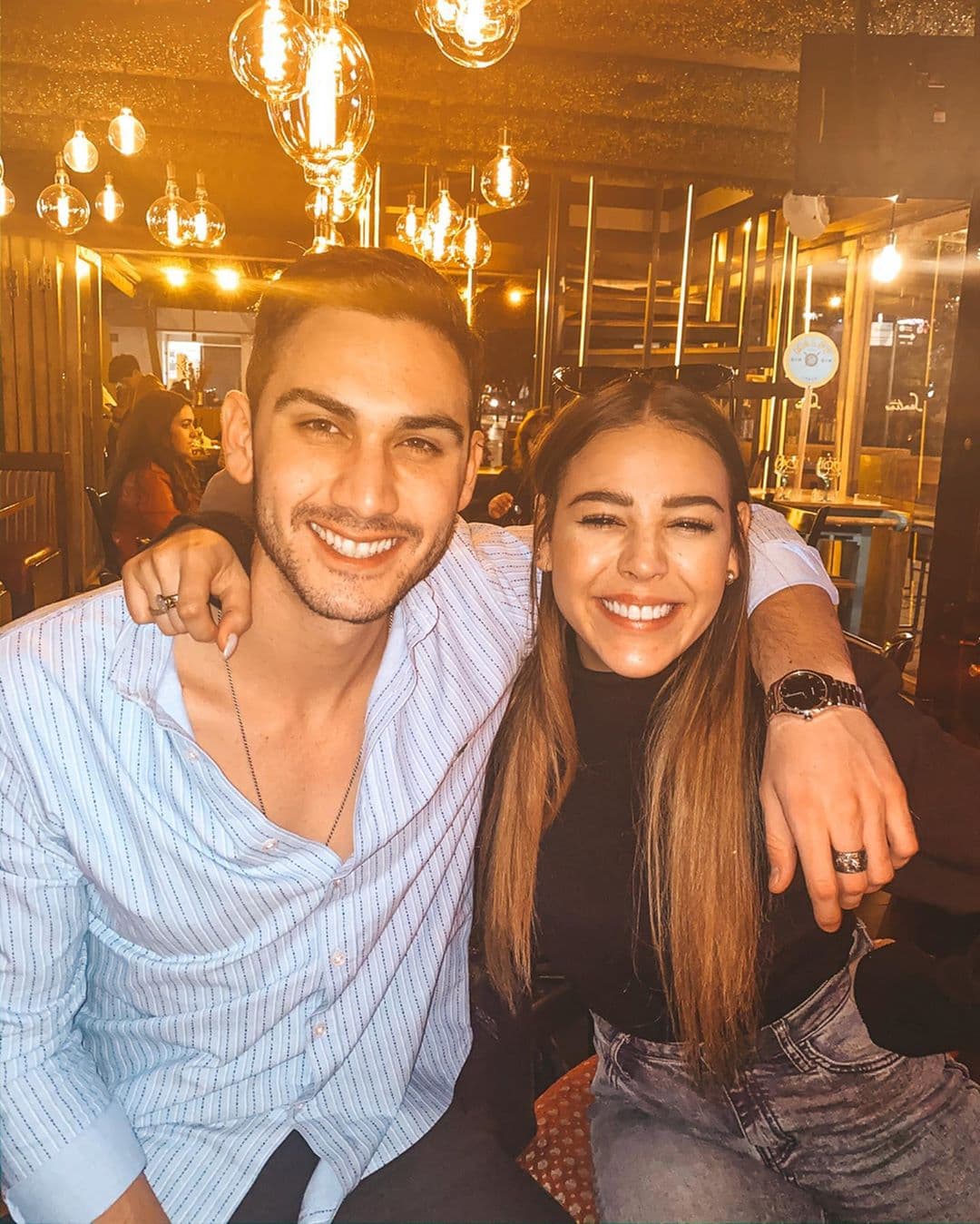 Álex Speitzer, molesto por críticas a Danna Paola, manda fuerte mensaje