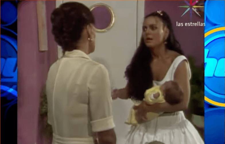 Maribel Guardia con Andrea Escalona en brazos