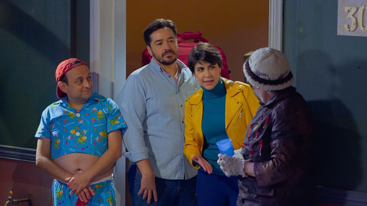 Llegaron nuevos vecinos, muy sospechosos al edificio.