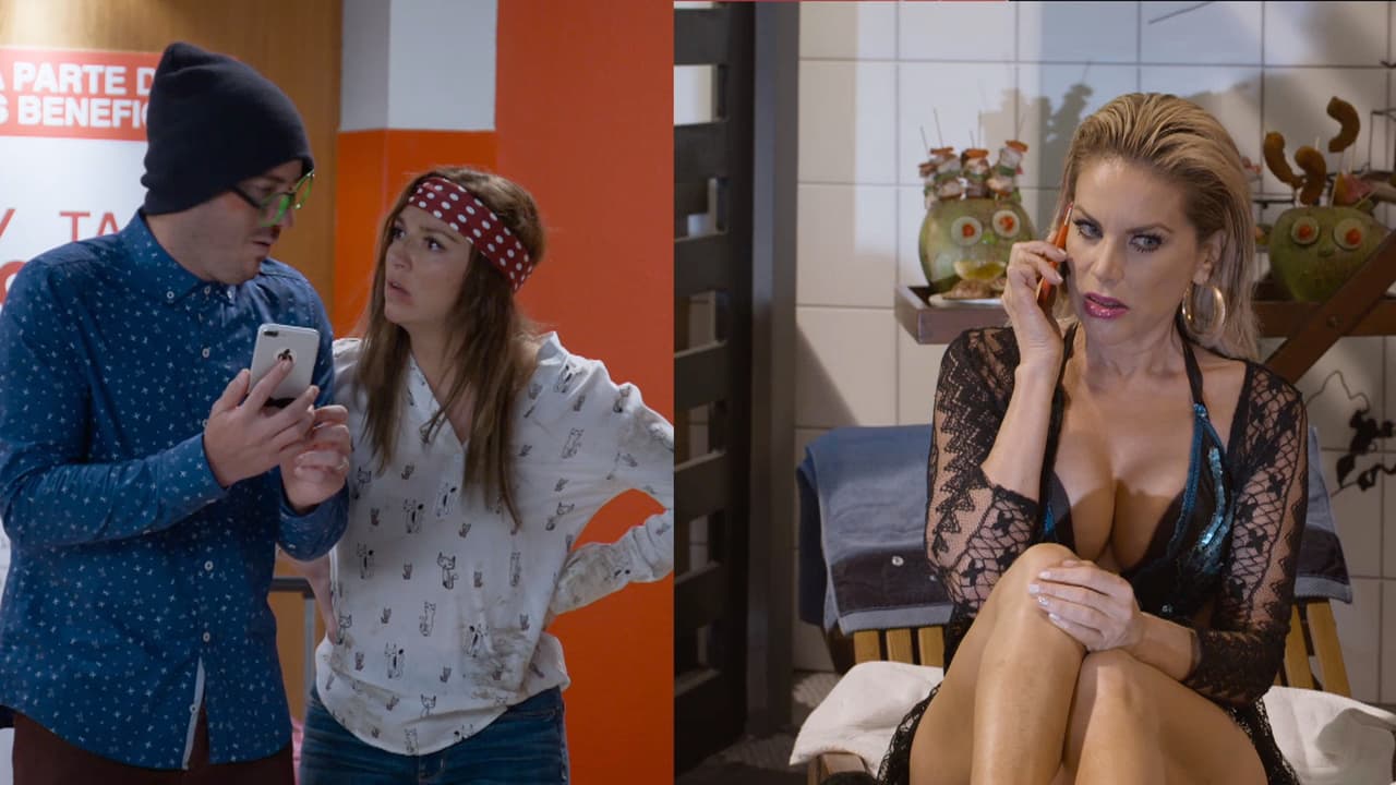 Lorena Herrera participó también en la primera temporada como la mamá de Fernando.