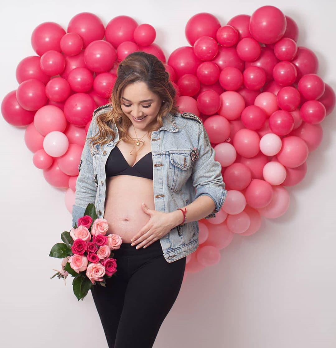 Por primera vez y con 7 meses de embarazo, Sherlyn presume el rostro de su hijo