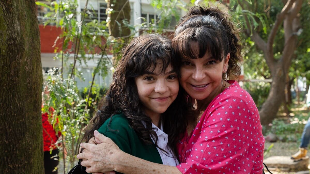 La actriz es hija de Mariana Garza y nieta de Ana Silvia Garza