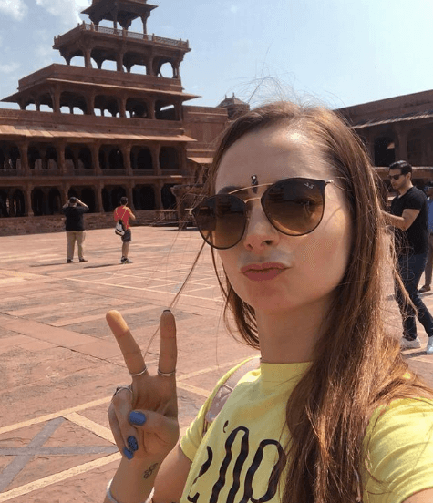 Esta es la historia de Ainara Suárez, la joven que denunció legalmente a YosStop