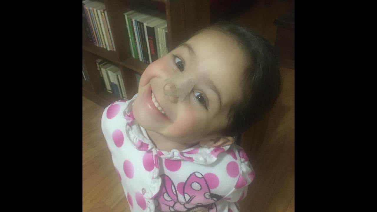 Laia, la hija de Mariazel y Adrián Rubio