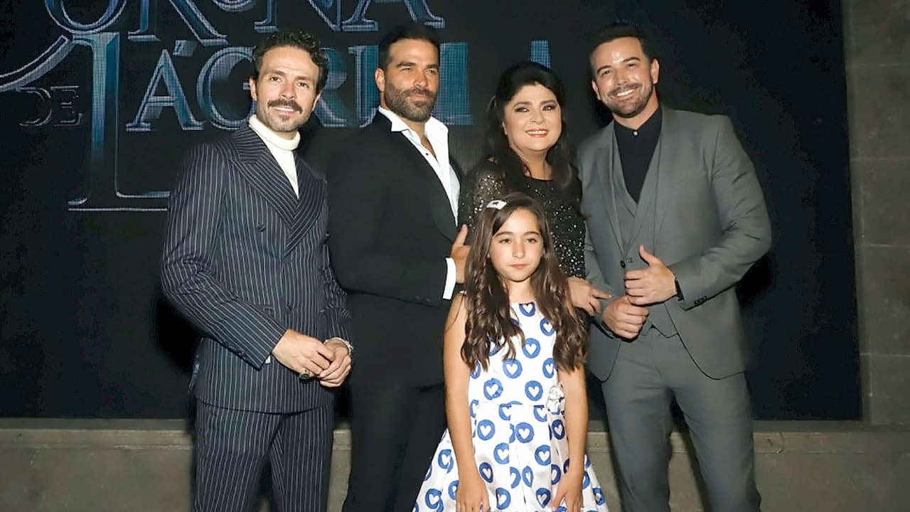 La familia 'Chavero' en la telenovela 'Corona de Lágrimas 2'.