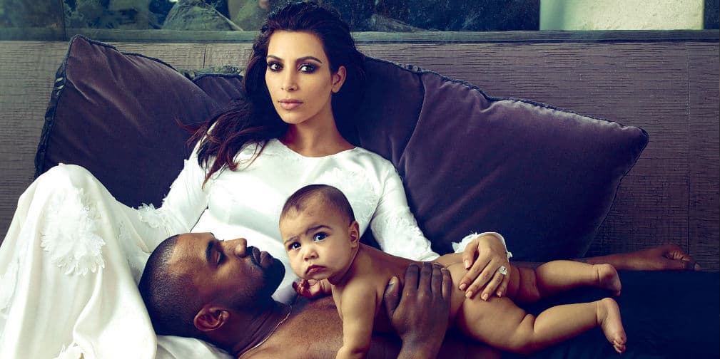 1. Kim Kardashian y Kanye West: Esta pareja nombró a su hija North West, o sea Noroeste.