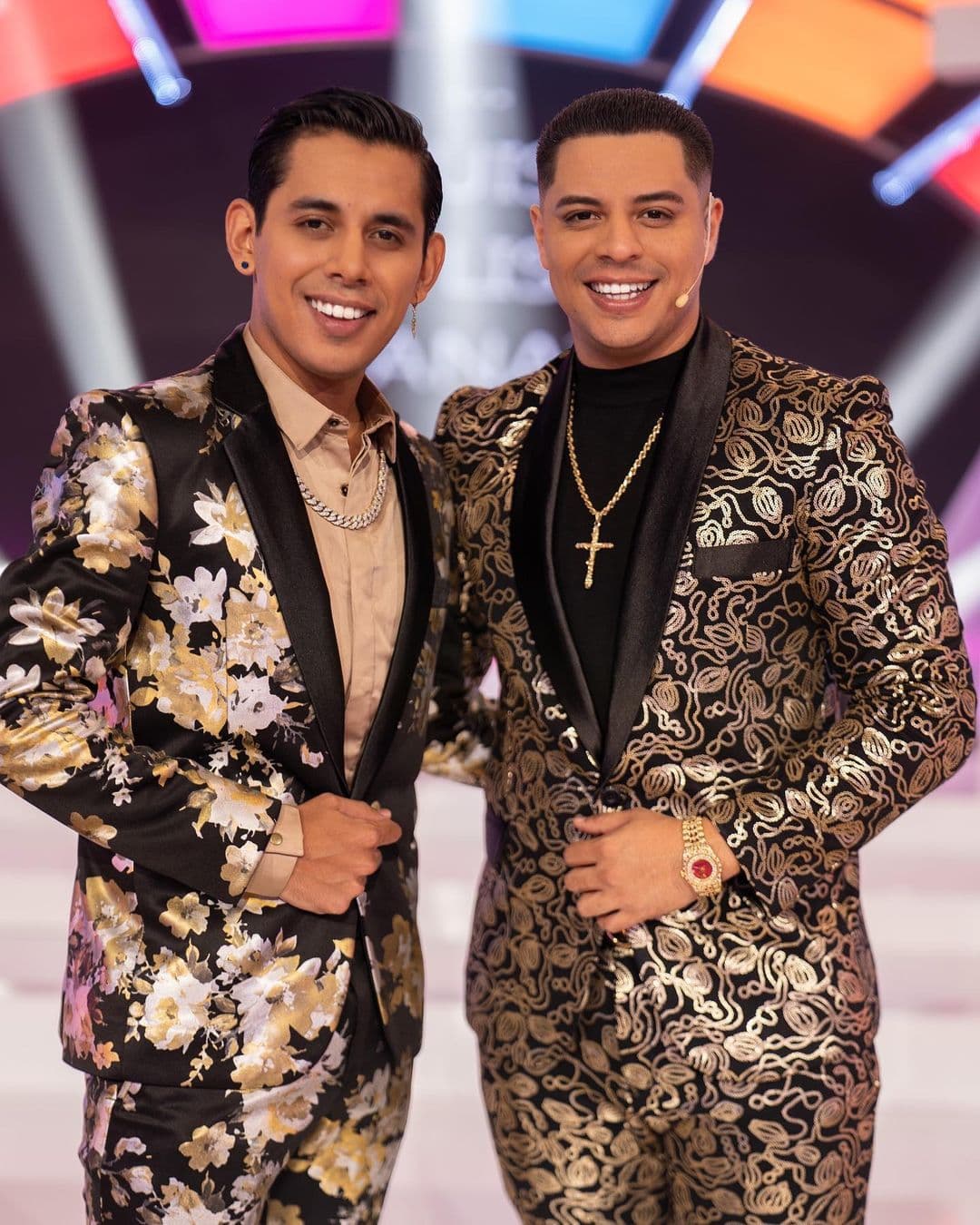Jhonny de Grupo Firme y hermano de Eduin Caz aclara su preferencia sexual: ‘No es actuado, soy gay’