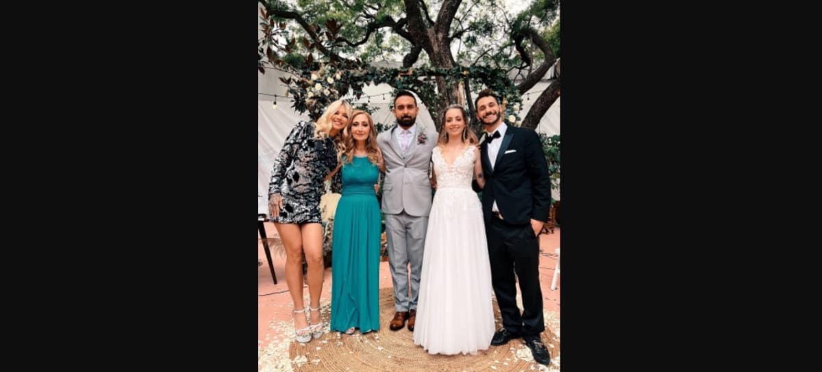 El vestido de novia de YosStop llamó mucho la atención, y es que los usuarios de redes sociales señalaron que lucía como toda una princesa.