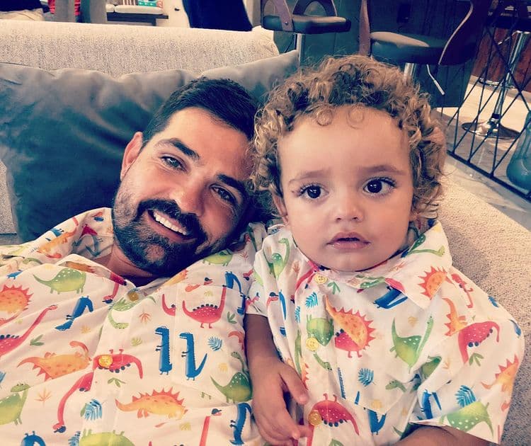 Ferdinando Valencia revela que Tadeo puede sentir la presencia de su hermano y que ha jugado con él