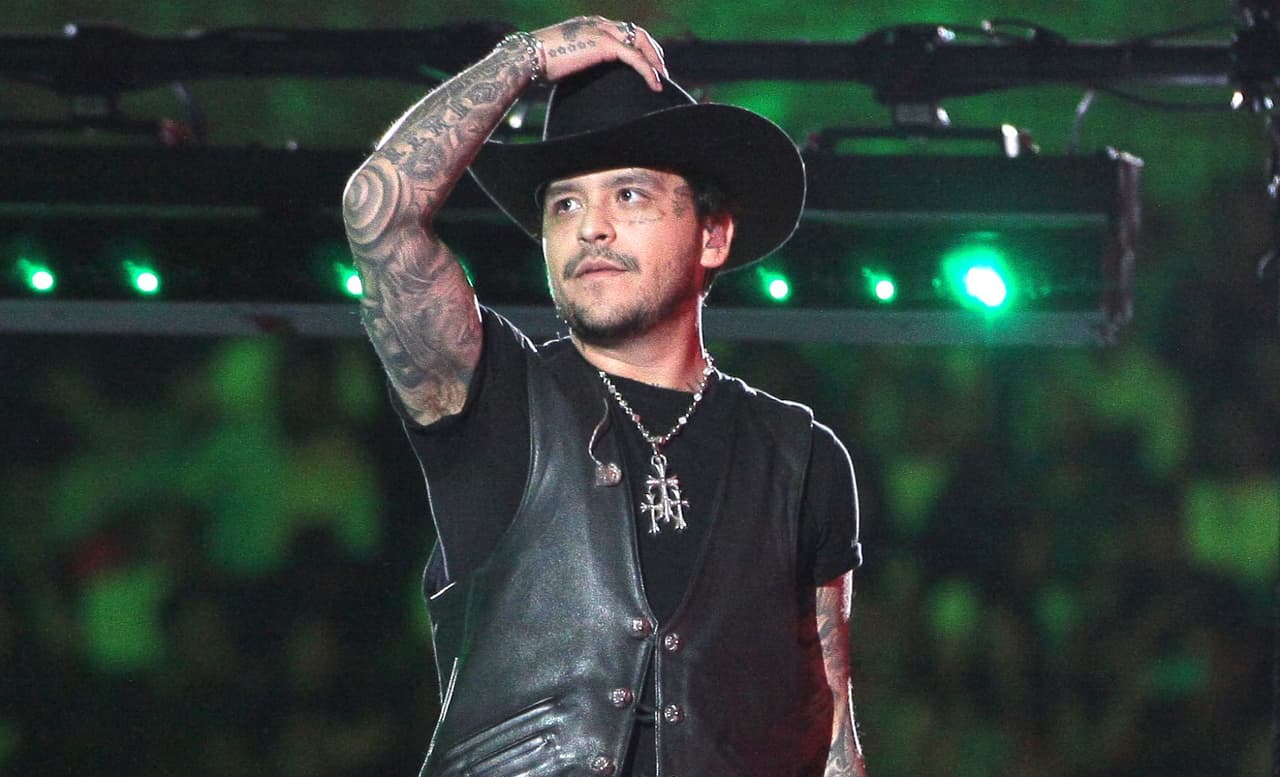 Hermana menor de Christian Nodal vive un doloroso distanciamiento familiar debido a su transición a mujer