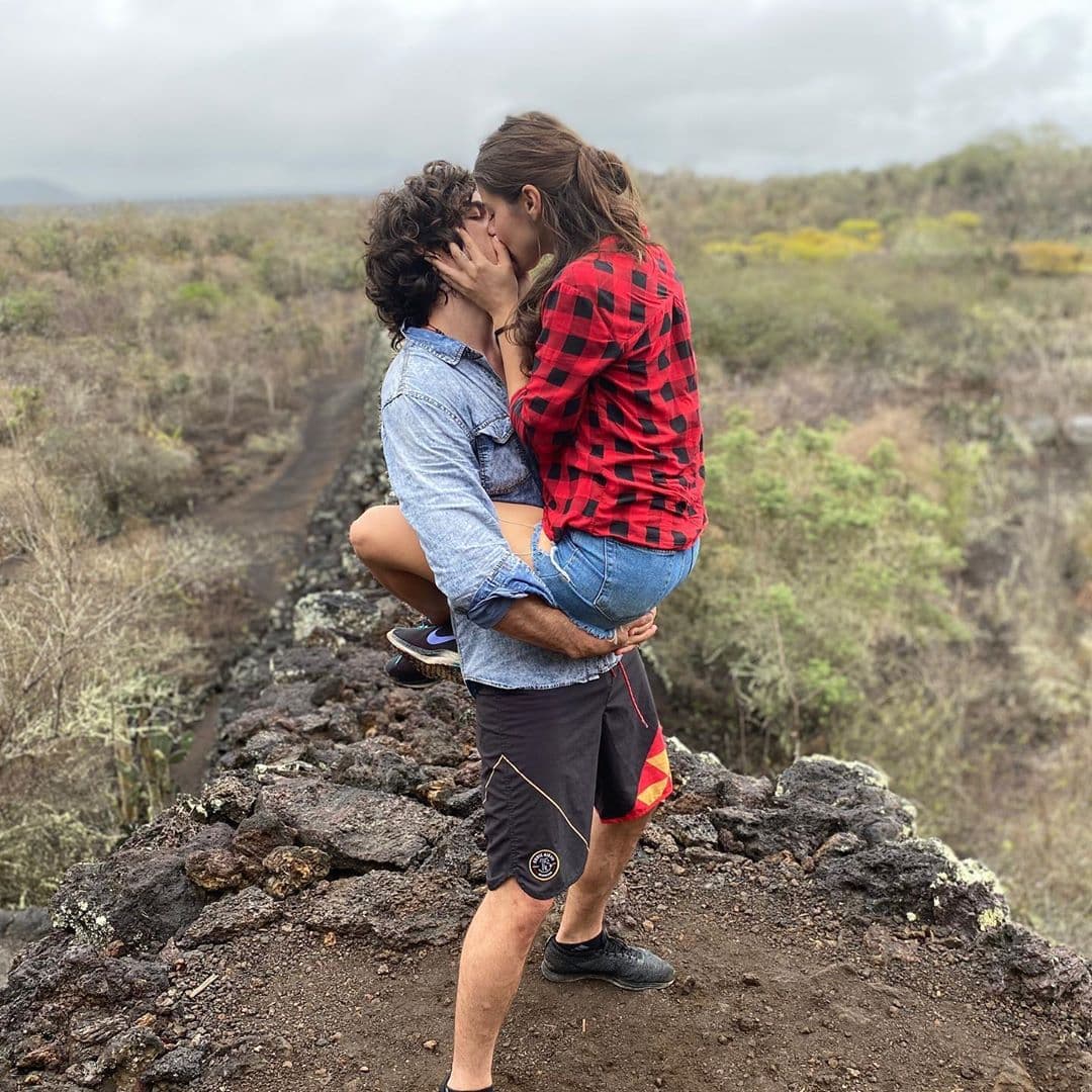 Michelle Renaud y Danilo Carrera