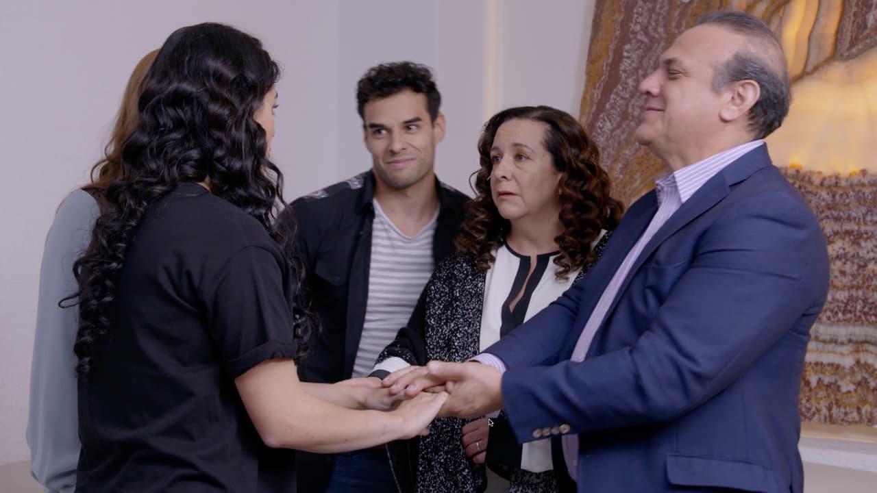 La familia de Jessi le aconseja que no deje ir a Alex, quien ya le demostró su verdadero amor.