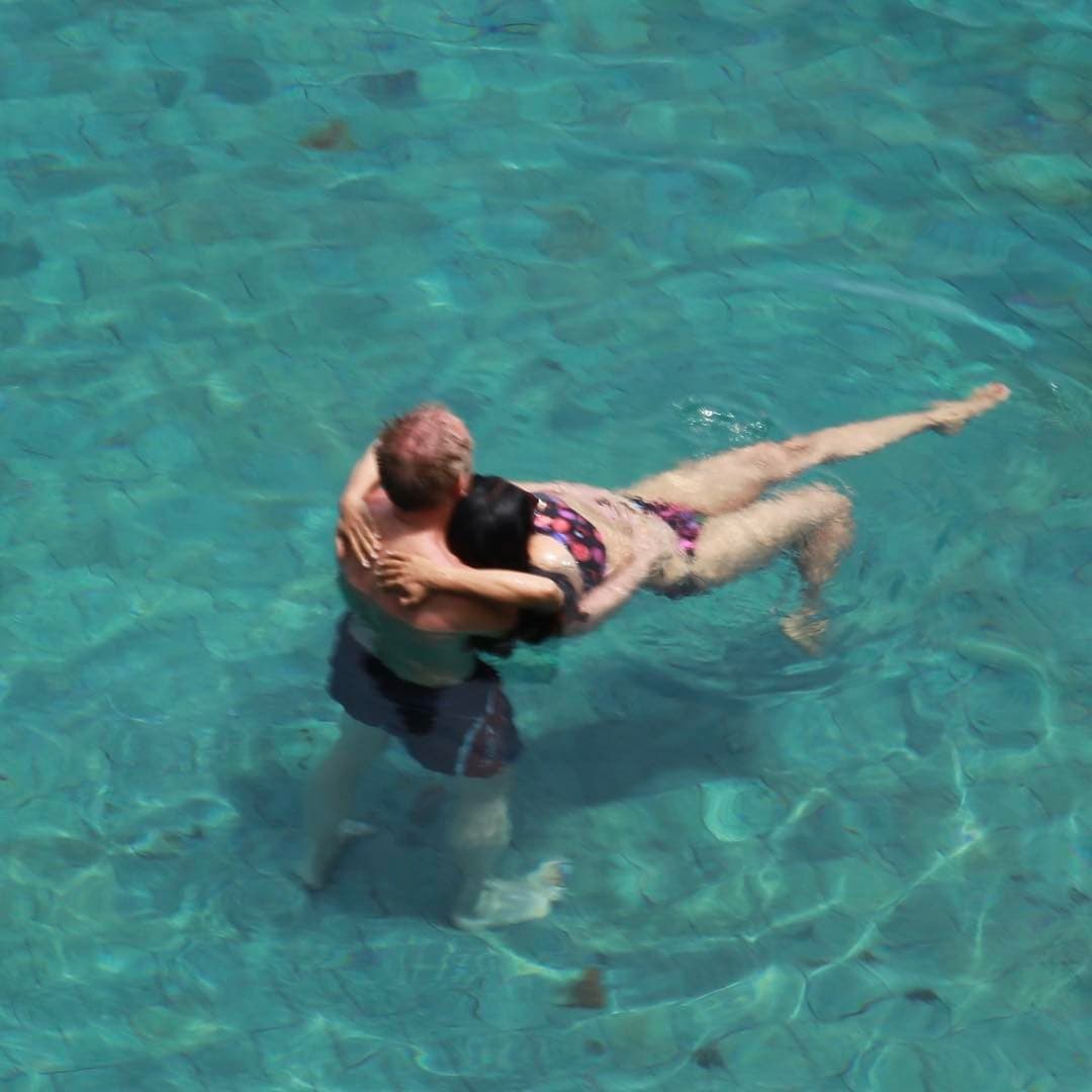 Esta es una de las fotos más románticas de Salma Hayek y su marido francés y millonario François-Henri Pinault .