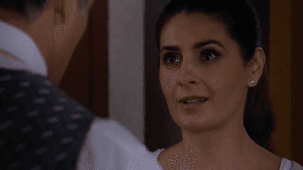 Capítulo 12: Alba pierde la confianza en Franco