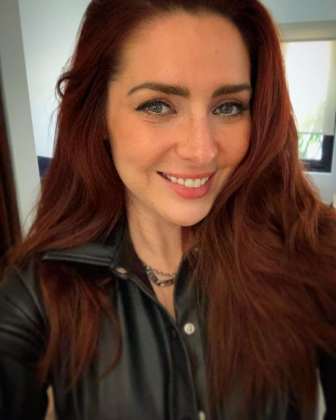 Ariadne Díaz luce misteriosa pancita y responde por fin a quienes preguntan si está embarazada