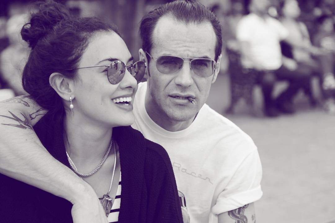 Al parecer el amor surgió cuando ambos participaban en la serie ‘El hotel de los secretos’.