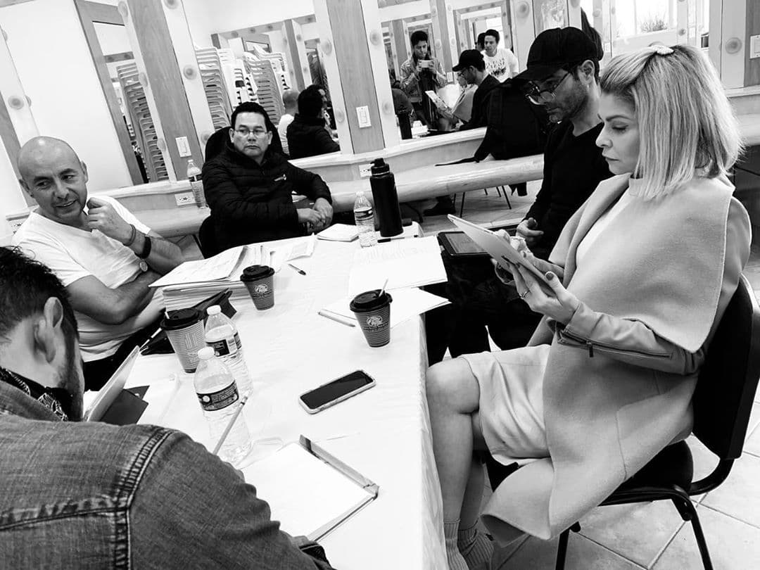 En otra publicación, Itatí Cantoral indicó que realizó una selección de atuendos para la nueva producción. “Buscando trapitos para ‘La mexicana y el güero’”, señaló.