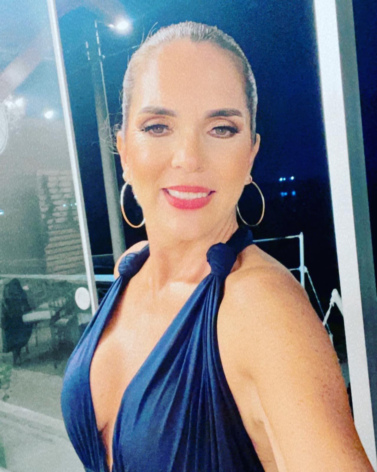 La empresaria vive con sus hijos en Perú desde su divorcio del actor