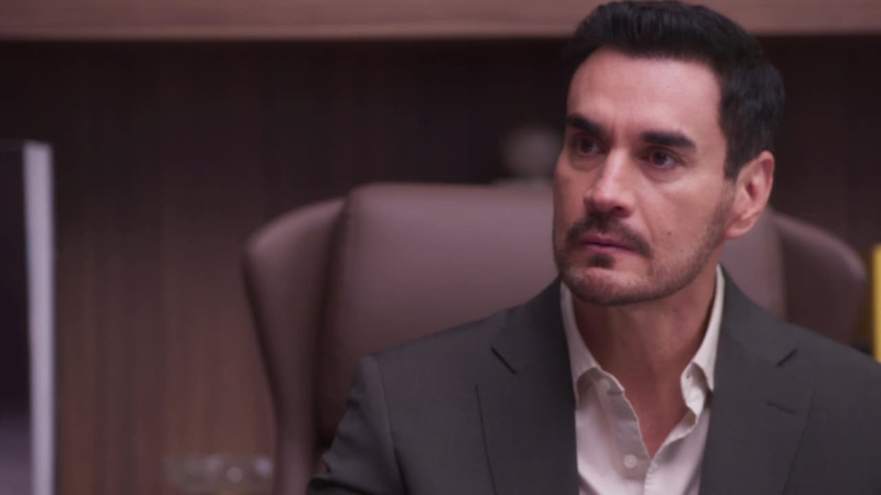 Joaquín descubre que Luis sí movió el dinero.