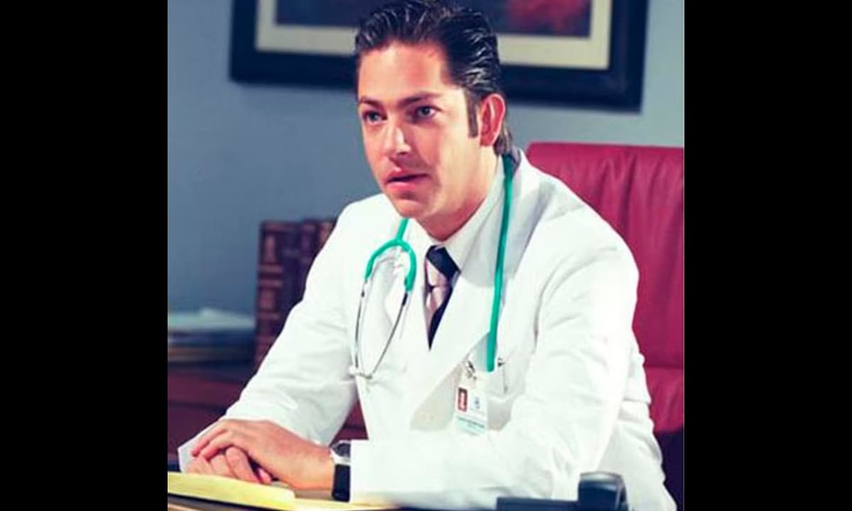 El actor trabajó junto a Eduardo Santamarina y Bárbara Mori