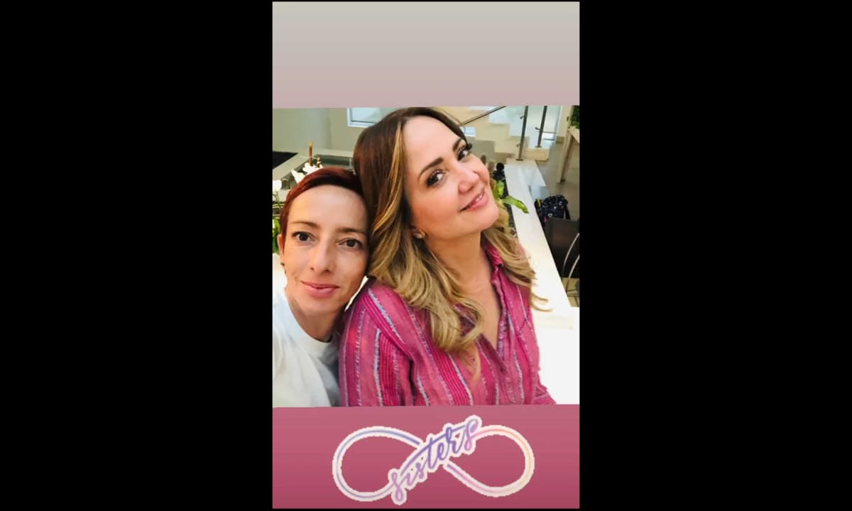 La prima de Andrea Legarreta presentó su primer libro