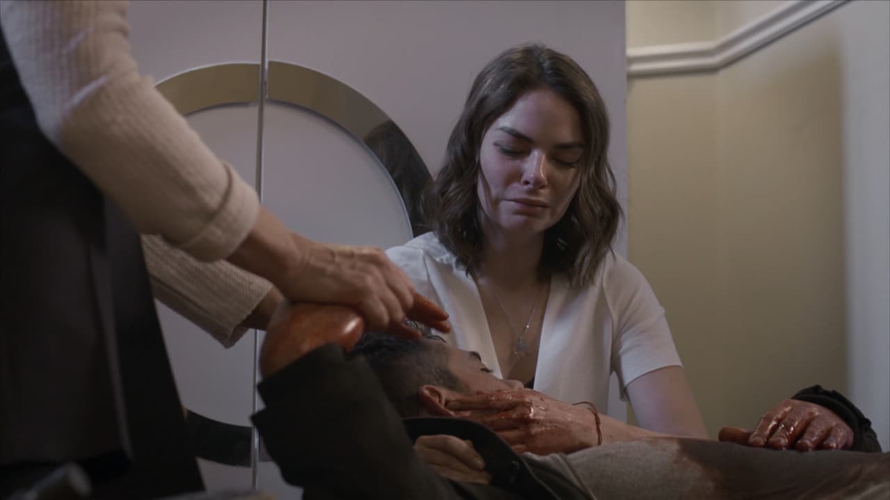 Lamentablemente, 'Darío' es herido. 'Majo' sufre, pero él le asegura que la amará por siempre y muere en sus brazos.