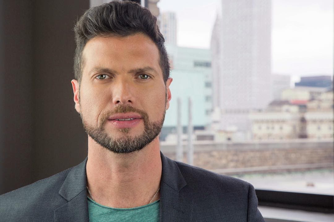 Mauricio Martínez anuncia con conmovedor mensaje que superó el cáncer por cuarta vez