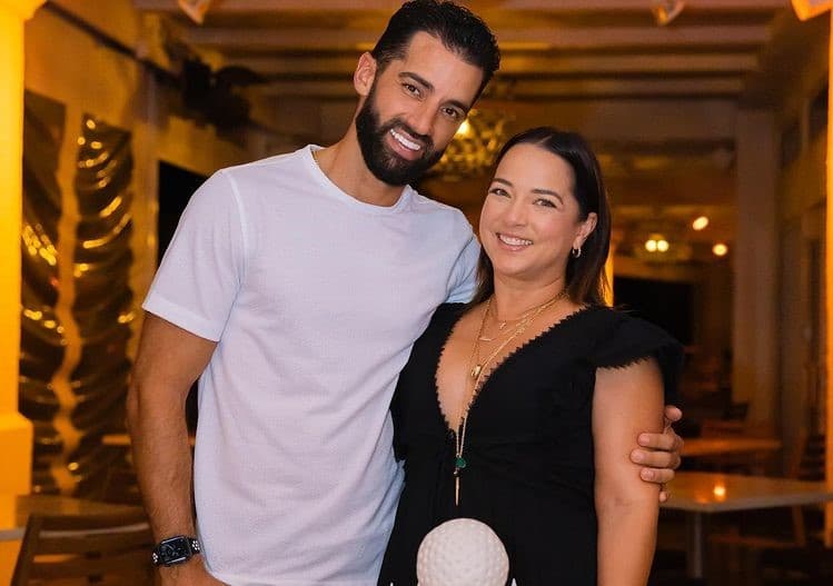 Adamari López y Toni Costa sorprenden al aparecer juntos de nuevo desde su casa y más sonrientes que nunca