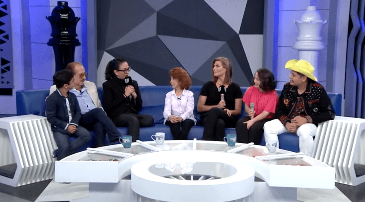 Y pese a que María Belén y Felipe siempre estuvieron cerca de los escenarios, pues acompañaban a su madre al teatro y a los foros de grabación, fue hasta agosto de 2019 que los hijos de María Elena Saldaña aparecieron por primera vez en televisión durante una de las emisiones de ‘Montse & Joe’.