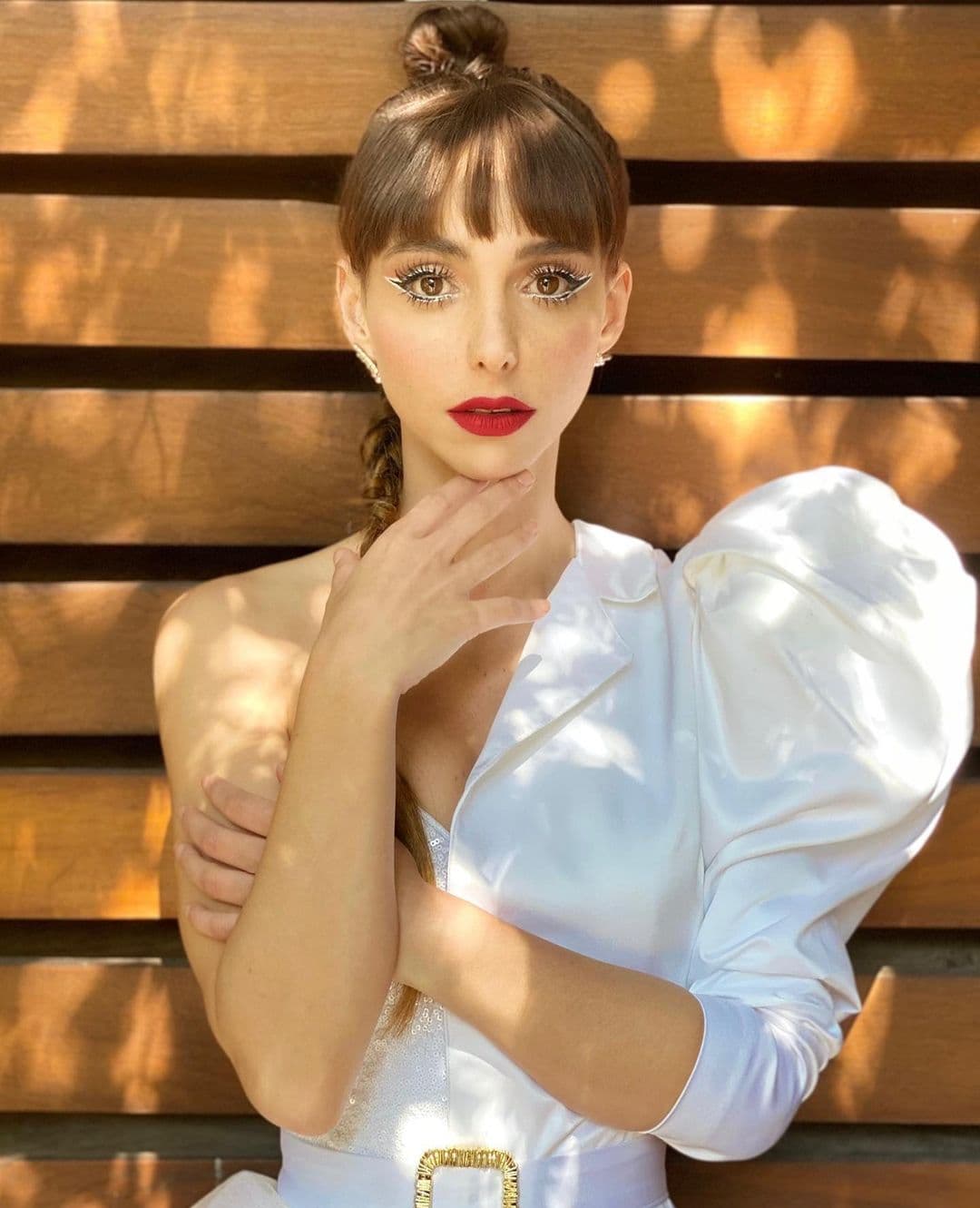 Natalia Téllez impacta con radical corte de cabello al estilo Esmeralda Pimentel