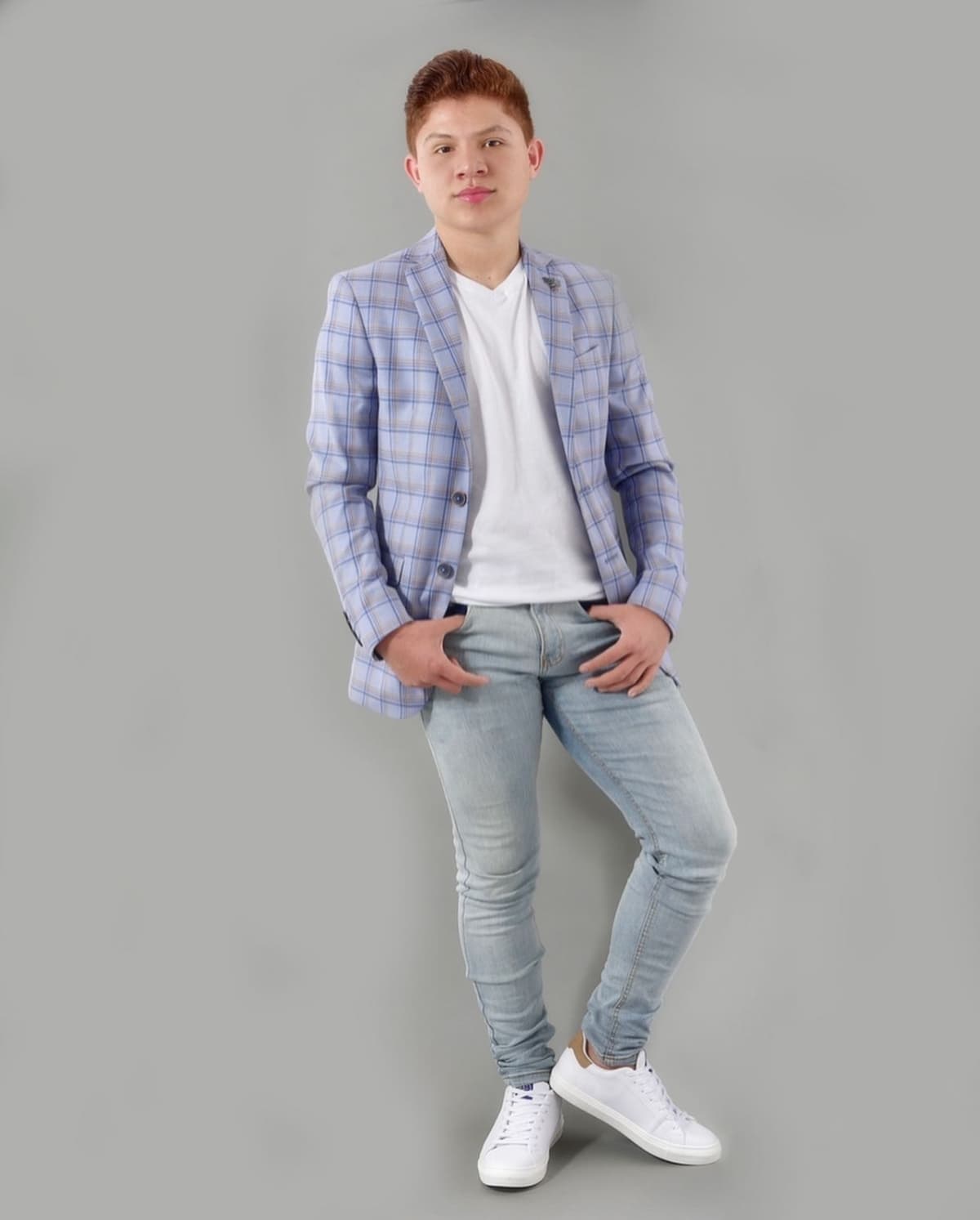 El adolescente ya tiene 15 años y está irreconocible