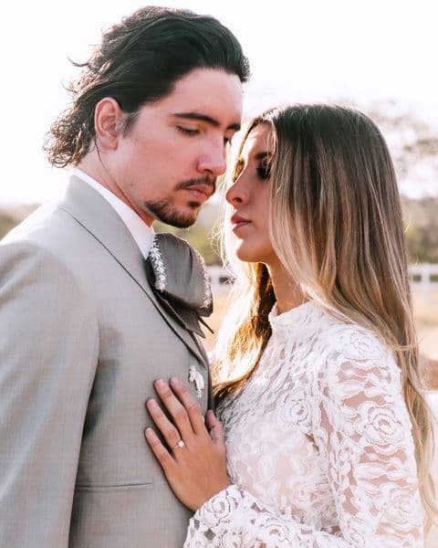 Álex Fernández ya es papá; nace Mía, segunda nieta de El Potrillo