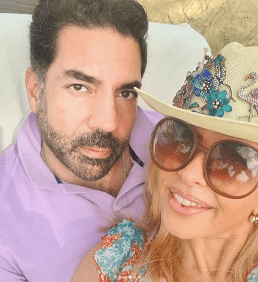 Recientemente, la pareja celebró 23 años de matrimonio junto a sus hijos Natasha, Emiliano y Beatriz, con quienes Frida Sofía mantiene una estrecha relación, de acuerdo con algunas publicaciones en su cuenta de Instagram.