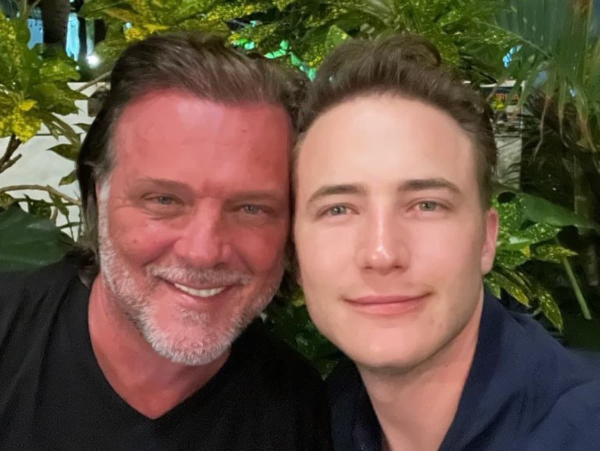 René Strickler impacta al presumir el amor de su hijo y su esposo en inesperada foto