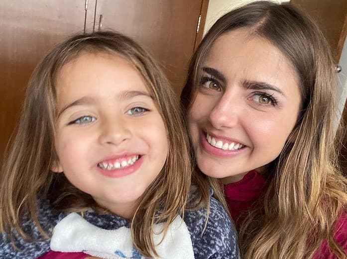 Michelle Renaud salva a su hijo de ataque de perros y muestra la herida que sufrió