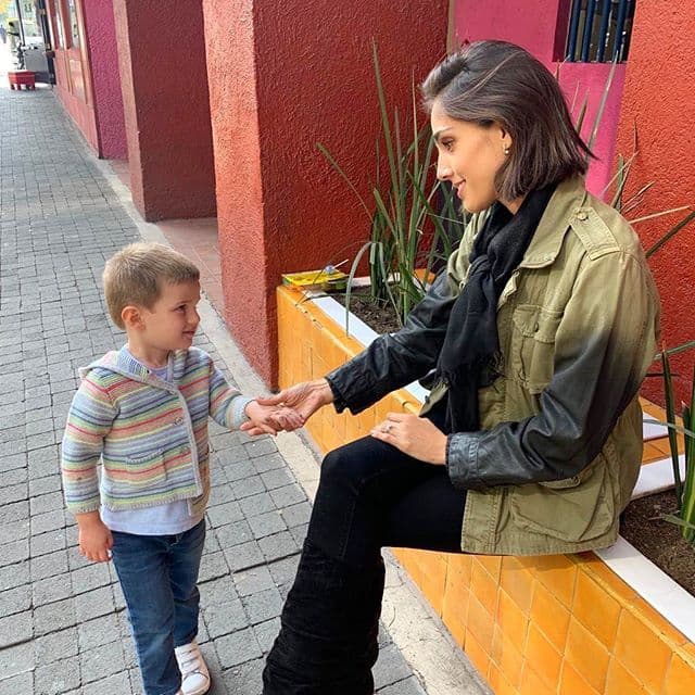 "Nadie te enseña a ser mamá pero uno lo va haciendo lo mejor que uno puede. Con todo el amor y con paciencia y con las ganas de criar una personita decente, amorosa, responsable y respetuosa".