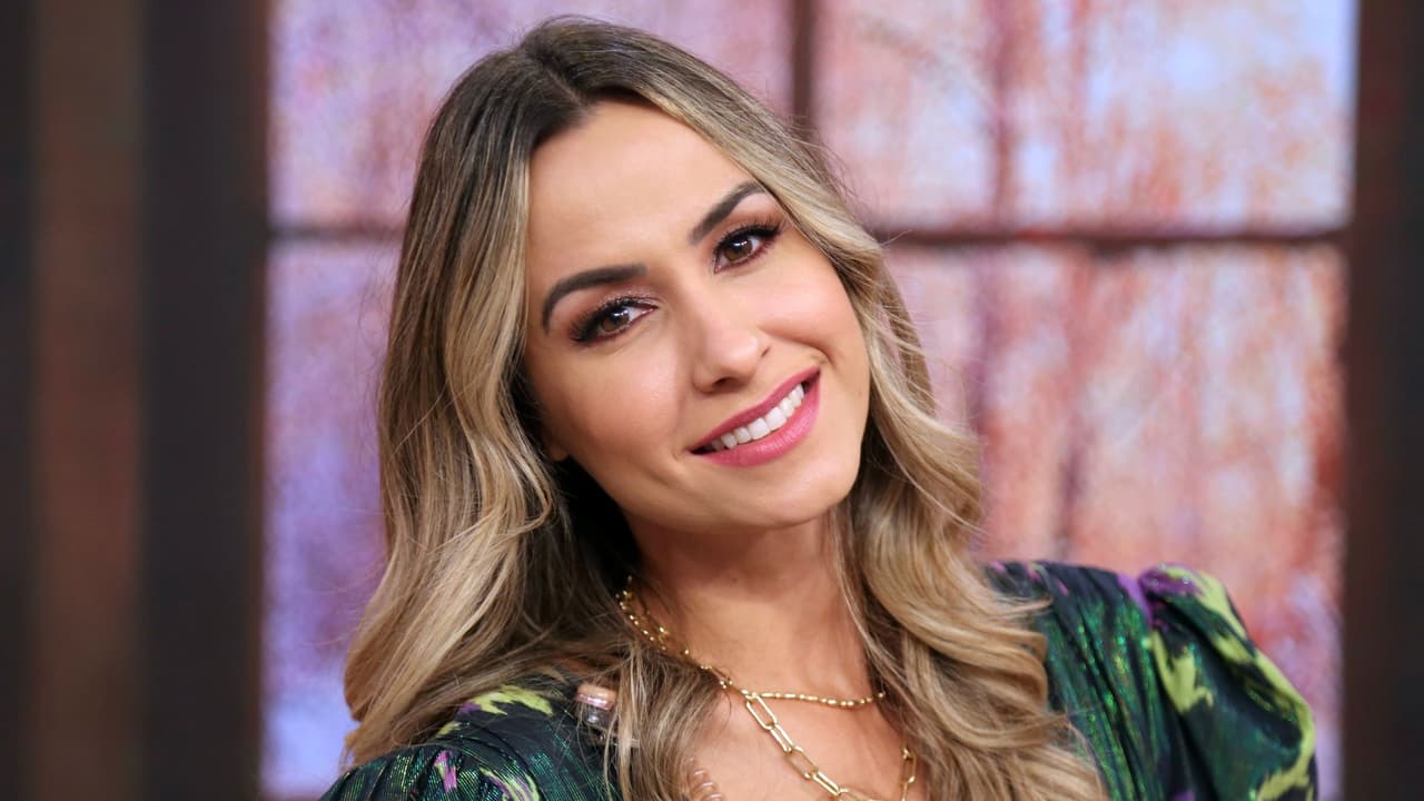 Conductora de 'Cuéntamelo Ya!' rompe el silencio tras inesperada salida de Odalys Ramírez: no se guarda nada y sorprende con revelación