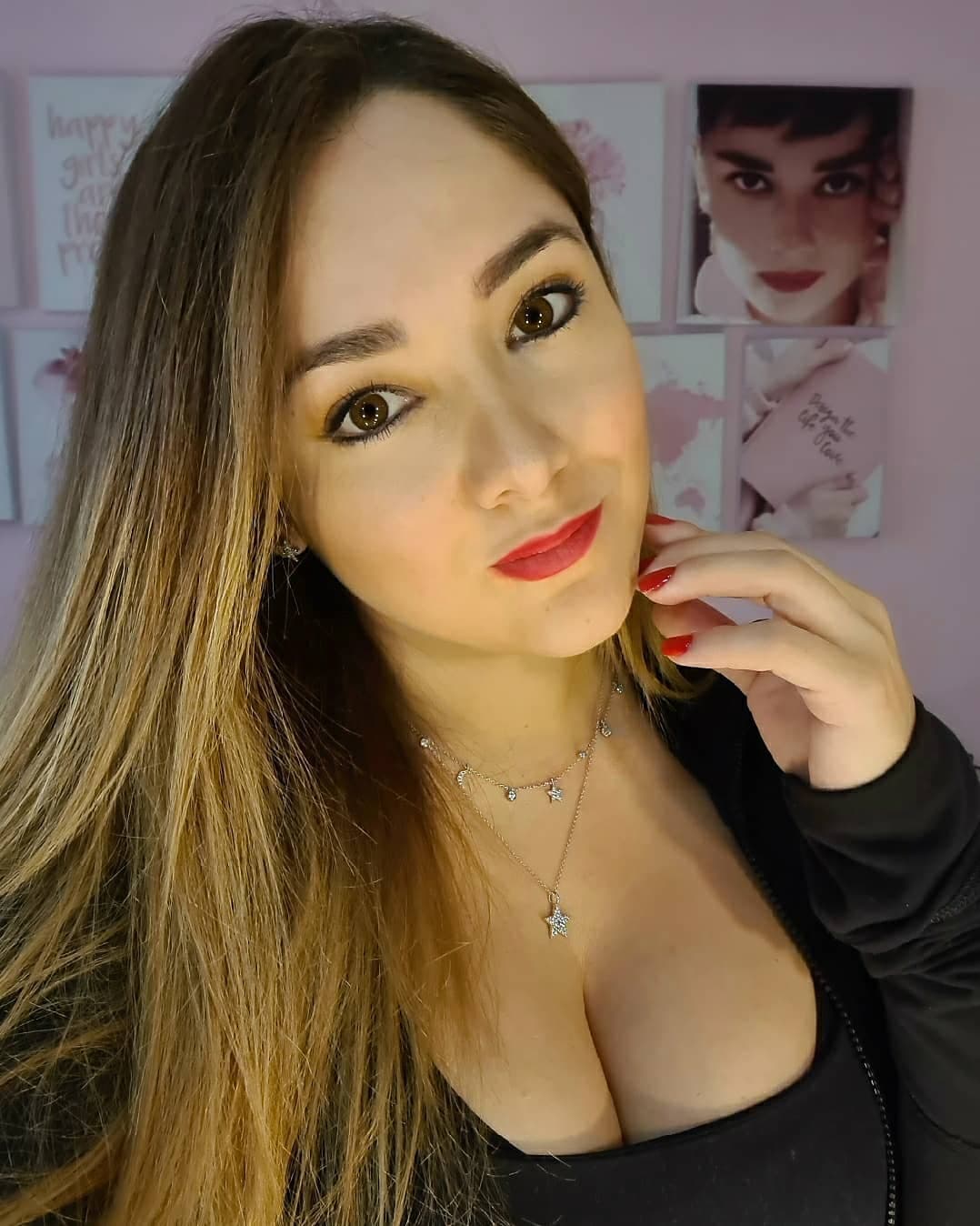 Sherlyn se somete a drástico cambio de look y ahora luce más rubia: ‘Ya hacía falta’