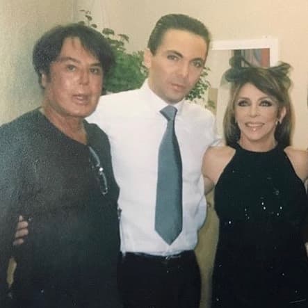 Verónica Castro fue una de las famosas que pasó por las manos de Alfredo Palacios y aunque con el tiempo se convirtieron en compadres, pues el estilista fue padrino de Cristian Castro, un malentendido los distanció.
